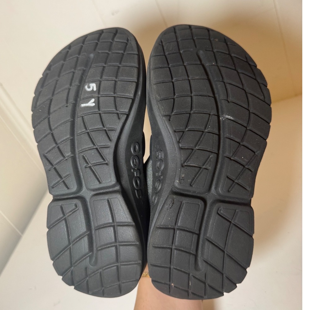OOFOS OOmg Low Recovery Shoe Black Gray Mesh Slip On Sneakers Womens 5 EU 36 - Picture 6 of 7
